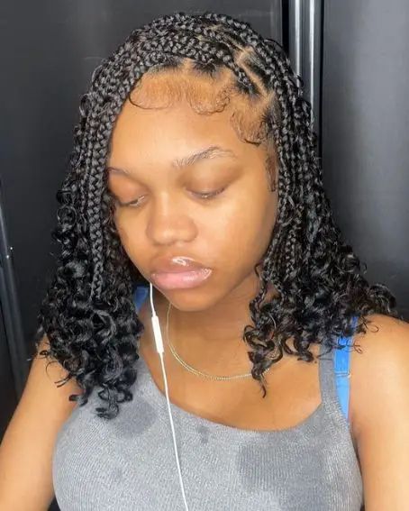 30+ Amazing Shoulder Length Bob Braid Hairstyles Ideas Medium Box Braids Bob Shoulder Length, Braided Bob With Curly Ends, Knotless Bob With Curls At The End, Box Braid Bob Shoulder Length, Braided Bob Hairstyles For Black Women, Bob Braid Hairstyles, Shoulder Length Box Braids, Bob Updo Hairstyles, Braid Hairstyles Ideas