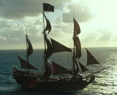 Black Pearl | PotC Wiki | Fandom Pirate Ship Tattoos, Black Pearl Ship, Pirate Images, Ship Mast, Pirate Ship Art, Ship In Bottle, Moonless Night, The Black Pearl, Flying Dutchman