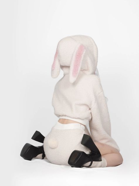 Bunny Aesthetic Outfit, Bunny Outfit Drawing, Bunny Girl Aesthetic, Cute Bunny Outfits, Bunny Suit Drawing Reference, Bunny Girl Outfit, Bunny Clothes, Bunny Outfits, Fuzzy Shorts