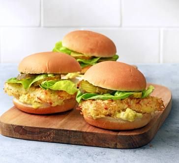 Air Fryer Crispy Fish, Fish Sandwich Recipes, Fish Sandwiches, Crispy Fish, Air Fryer Fish, Printable Recipes, Homemade Tartar Sauce, Easy Fish Recipes, Fish Sandwich