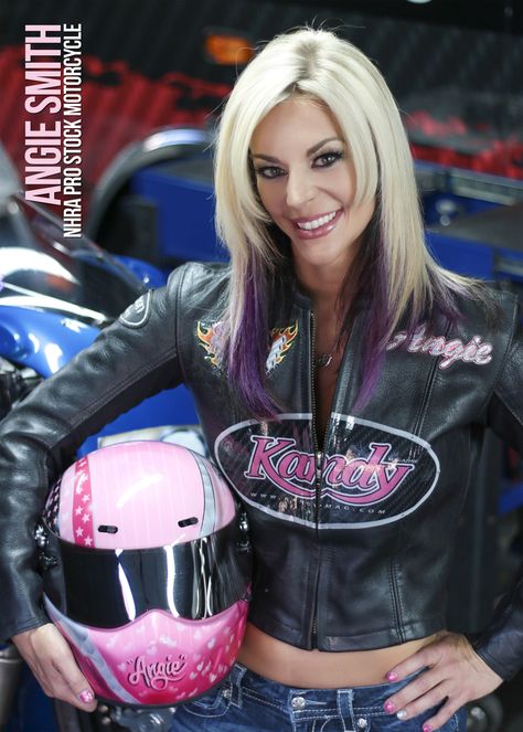 Motorbike Sport, Womens Motorcycle Fashion, Cute Motorcycle, Drag Bikes, Motorcycle Drag Racing, Outfit For Ladies, Female Race Car Driver, Angie Smith, Female Racers