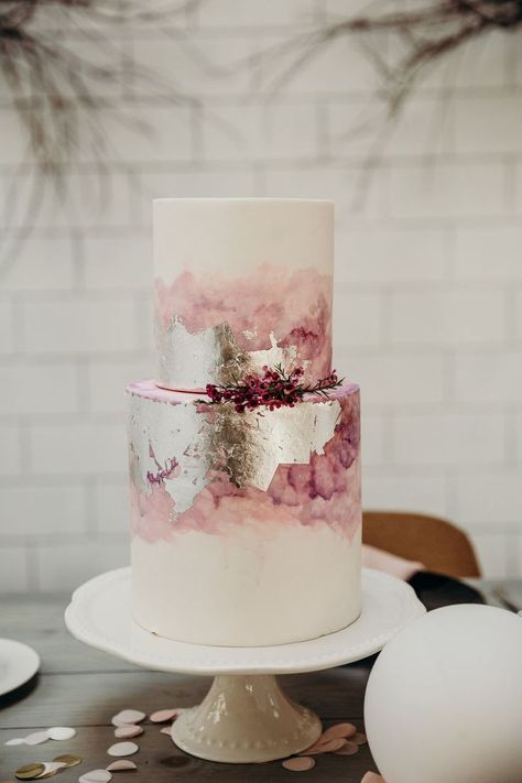 Watercolor Wedding Cake, Pretty Wedding Cakes, Wedding Cake Pictures, Wedding Cake Ideas, Oreo Cupcakes, Wedding Cake Recipe, Pink And, Chocolate Wedding Cake, Tiered Cake