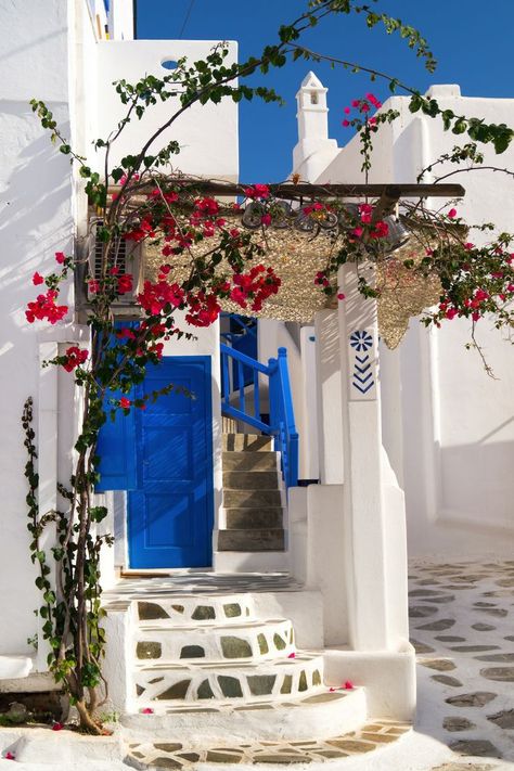 Traditional greek house on Sifnos island, Cyclades, Greece. Sifnos Wedding, Greek Style Home, Greek Homes, Mediterranean Homes Exterior, Blue Doors, Greek House, Mediterranean Style Homes, Mediterranean Home, Mediterranean Homes