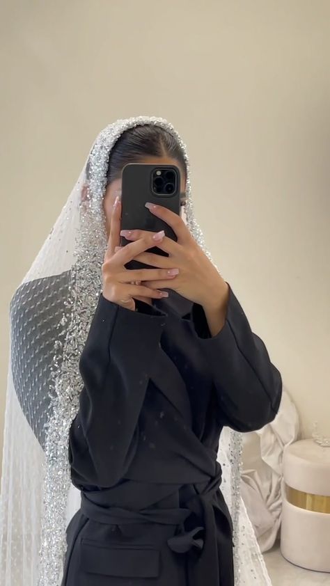 For the love of Veils 🥵 #fyp #foryou #foryoupage #bridal #wedding #weddingdresses #veil #art #fashion #girlboss #xyzcba #smallbusiness Arabic Veil Wedding, Hijabi Veil Wedding, Big Wedding Veil, Bridal Veil Ideas, Nikkah Veil, Wedding Dress With Long Veil, Wedding Veil Ideas, Veil Art, Wedding Veil Long