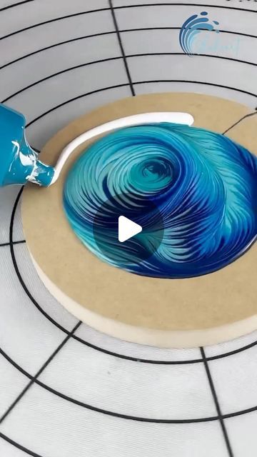 Epoxy Pour Art, Acrylic Pouring Swipe, Poured Paint Art, Paint Pouring Ideas, Fluid Art Acrylic Paintings, Acrylic Pouring Art Ideas, Fluid Art Ideas, Resin Pour Art, Diy Resin Painting