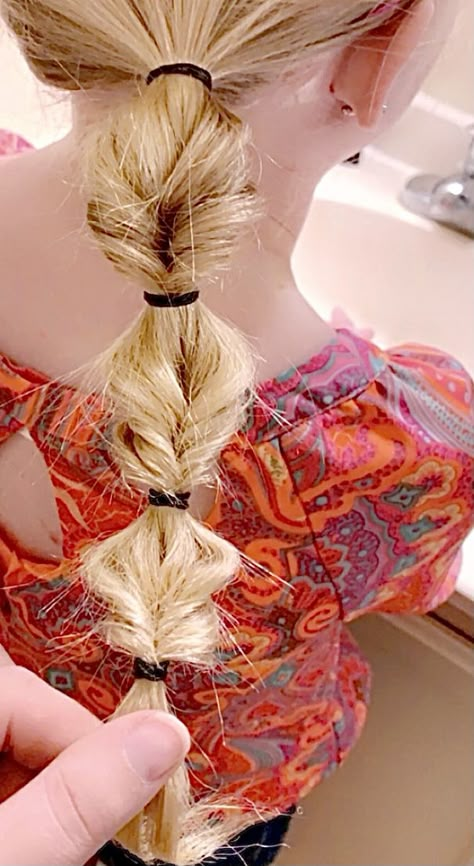 Fun Bubble Braids, Bubble Braid Pull Through, Fish Tail Bubble Braids, Inside Out Bubble Braid, Flip Through Bubble Braid, Twist Bubble Braids Hairstyles, Flipped Bubble Braid, Inverted Bubble Braid, Twist Bubble Braid