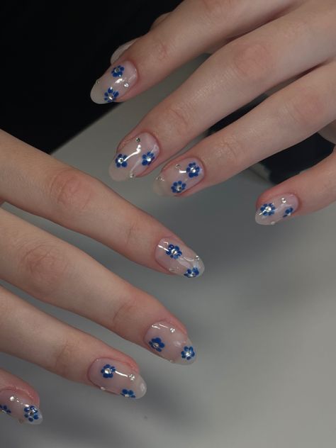 Royal Blue Flower Nails, Blue Nail Extensions, Gel Nails Extensions, Debs Nails, Blue Flower Nails, Blue Gel Nails, Royal Blue Flowers, Graduation Nails, Gel Nail Extensions