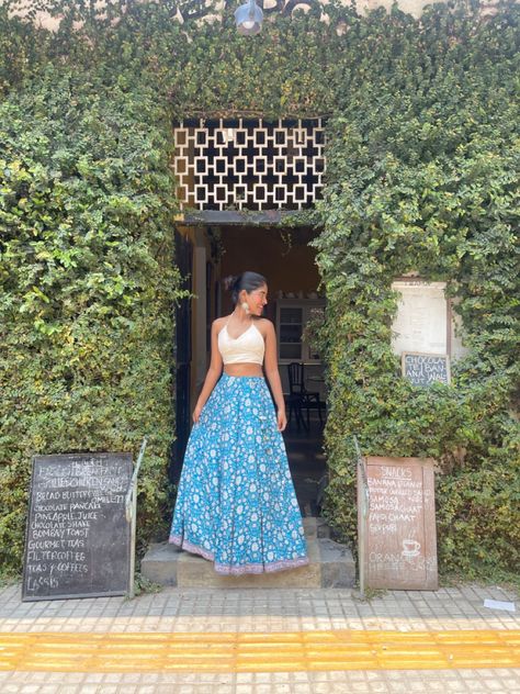 indian, outfit, aesthetic, vacation, ideas Indian Vacation Outfits, Indian Outfit Aesthetic, Indian Maxi, Closet Idea, Skirt Aesthetic, Indian Skirt, Aesthetic Vacation, Indo Western, Indian Outfit