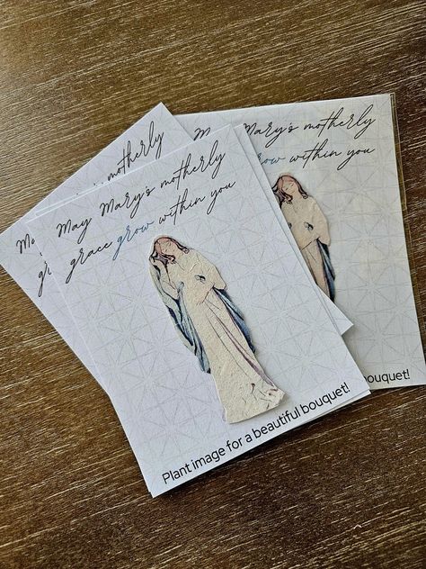 Pregnant Mother Mary gift card. It is plantable. Unique and one of a kind gift for your Catholic mothers to be and their baby shower!!  https://theshindyco.etsy.com/listing/1789068595 Catholic Baby Shower Ideas, Religious Baby Shower Ideas, Pregnant Mother Mary, Pregnant Mother, Plant Images, Baby Shower Theme, Mother Mary, Beautiful Bouquet, Shower Ideas