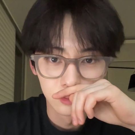 In Boyfriend Material, Night Landscape Photography, Hair Tint, First Boyfriend, Hwang Minhyun, Crazy Funny Pictures, Funny Prank Videos, Funny Profile Pictures, Aesthetic Instagram Theme