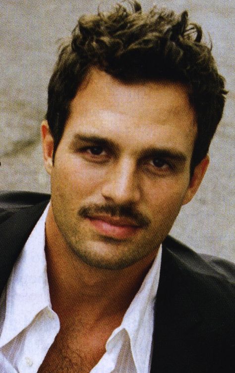 Mark Ruffalo with a mustache please Mark Ruffalo 90s, Young Mark Ruffalo, Mark Ruffalo Shirtless, Cool Mustaches, Bruce Banner Hulk, Science Bros, Vince Vaughn, Mint Tins, Mark Ruffalo