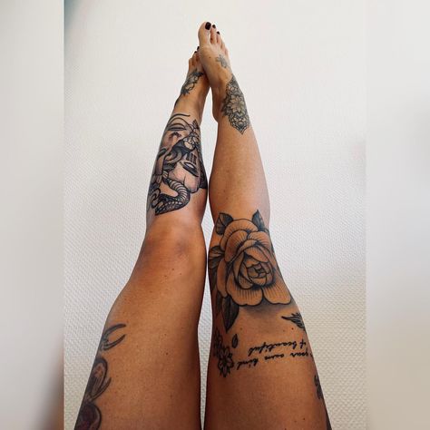 Woman’s Leg Tattoo, Rose On Knee Tattoo, Women Knee Tattoos, Women’s Leg Sleeve, Leg Sleeve Women, Feminine Leg Sleeve Tattoo, Leg Piece Tattoo Women, Womens Leg Sleeve Tattoo, Woman Leg Tattoo Ideas