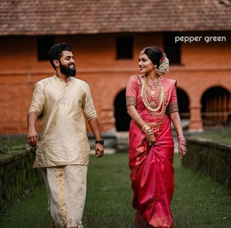 Groom Tamil Wedding Outfits, Kerala Wedding Kurta For Men, Kerala Wedding Groom Dress, Kerala Wedding Mens Wear, Kerala Wedding Dress For Men, Kerala Hindu Groom Wedding Dress, Groom Kerala Wedding Outfits, South Indian Groom Wear Wedding, Tamil Groom Outfit