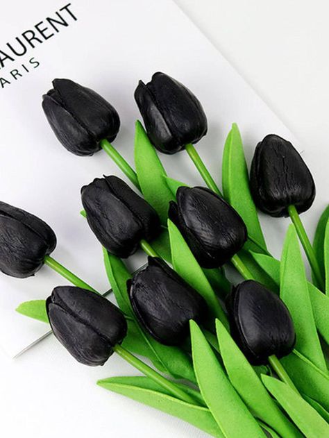 Black  Collar  PU   Embellished   Home Decor Black Tulips Aesthetic, Tulips Black, Black Plants, Black Celebration, Tulip Colors, Tulips Arrangement, Luxury Flower Bouquets, Orange Tulips, Making A Bouquet