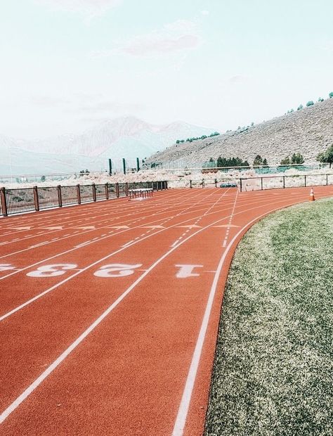 pinterest: madissengrace14 Track Aesthetic, Only Aesthetic, Running Track, I Hope, Track, Running