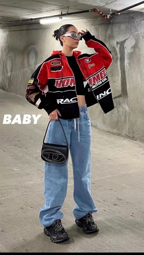 Race Jacket Outfit, Sports Jacket Outfit, Racing Jacket Outfit, Pakaian Hipster, 00s Mode, Street Style Outfits Casual, Race Outfit, Diesel Clothing, Jacket Outfit Women