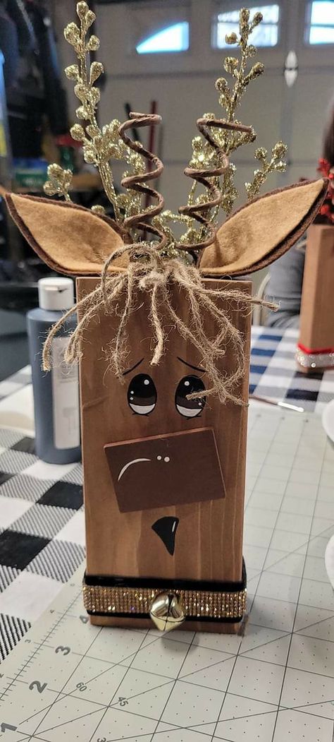 Scrap Wood Reindeer, 2x4 Reindeer Christmas Decor, Dollar Tree Diy Crafts To Sell, Reindeer Faces On Wood, Christmas Wood Crafts To Sell Rustic, Wood Christmas Crafts Diy, 2x4 Reindeer, Wooden Santa Crafts, Wood Block Reindeer