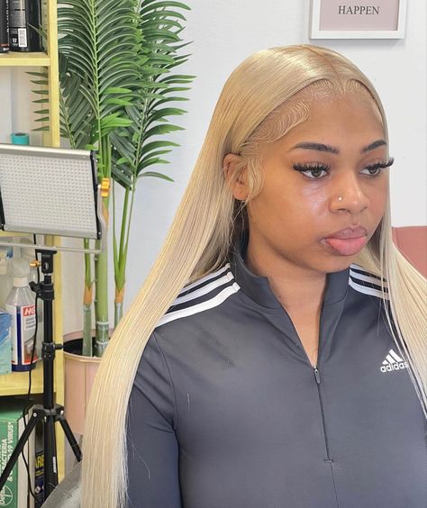 Frontal Wig Hairstyles, Straight Wigs, Blonde Lace Front Wigs, 613 Blonde, Wig Human Hair, Natural Line, Wigs Human Hair, Straight Lace Front Wigs, Front Lace Wigs Human Hair