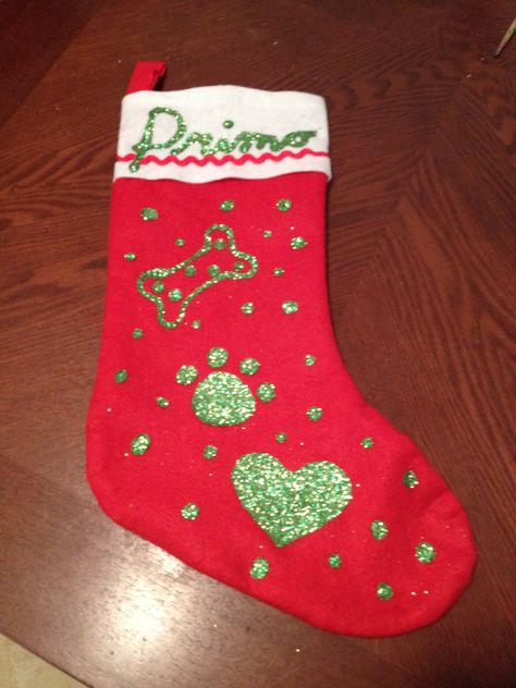 $1 stocking at target add some glue and some glitter! Glitter Glue Stocking Ideas, Stocking Decorating Ideas Diy Glitter, Stocking Design Ideas, Stocking Decorating Ideas Diy, Stocking Decorating Ideas, Stocking Decorating, Glitter Stockings, Christmas Stocking Decorations, Stocking Ideas