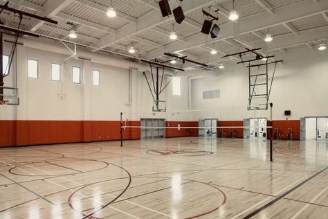 School Gymnasium, Chess Match, Elementary Physical Education, Social Studies Projects, Elementary Pe, Teacher Aesthetic, Pe Lessons, Pe Class, Pe Ideas