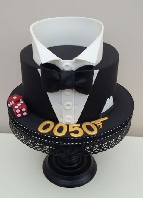 James Bond Cake Ideas, James Bond Birthday Cake, 007 Cake, James Bond Cake, Cake Ideas For Men, James Bond Casino, Bond Party, Tårta Design, Black And White Cake