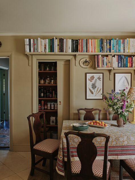 Block House, Paint And Paper Library, 1930s House, Deco Rose, Farrow And Ball Paint, Farrow And Ball, Brown Furniture, London House, Dining Nook