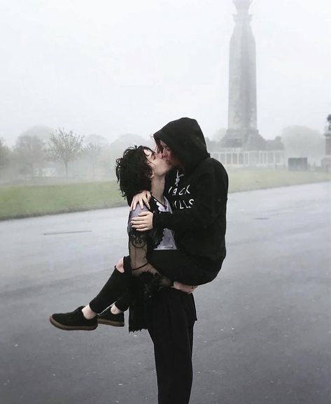 Aesthetic kiss on foggy and wet day Kiss Under The Rain, Aesthetic Relationship, Foggy Day, Kissing In The Rain, Under The Rain, Men Kissing, In The Rain, The Rain, Photo Ideas