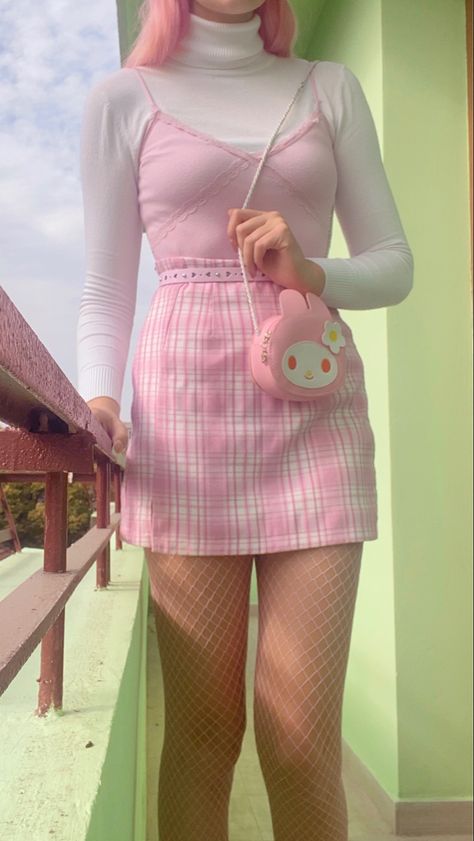 original content :) if you want to know where I got something, give me a shout! Pink And Grey Outfit, Blossom Core, Yami Kawaii Outfit, Cupcake Outfit, Daisy Fashion, 80s Inspired Outfits, Layered Outfits, Kawaii Outfit, Layering Outfits