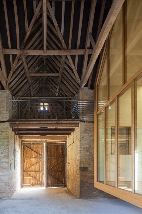 Gallery by Stonewood Design cantilevers into a historic barn Barn House Conversion, Timber Truss, Cotswolds England, Converted Barn, Shed Plan, Stone Barns, Timber Structure, Farm Barn, Barn Conversion