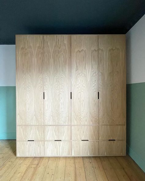 Glen Horne on Instagram: "A substantial wardrobe in birch ply, with grain matched oak veneered soft close doors and drawers. 

#carpentry#furniture#oak#oakfurnitu
re#drawers#wardrobe#storage#bespoke
#interiors#interiordesign#madeinmanchester" Single Door Wardrobe, Unique Bedroom Design, Unique Bedroom, Birch Ply, Bespoke Interiors, Wardrobe Storage, Soft Close Doors, Single Doors, Carpentry