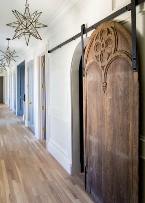 Arched Barn Door, Interior Light Fixtures, Timeless Interior Design, Timeless Interior, Casa Container, Sliding Doors Interior, House Exteriors, Hallway Lighting, Interior Barn Doors