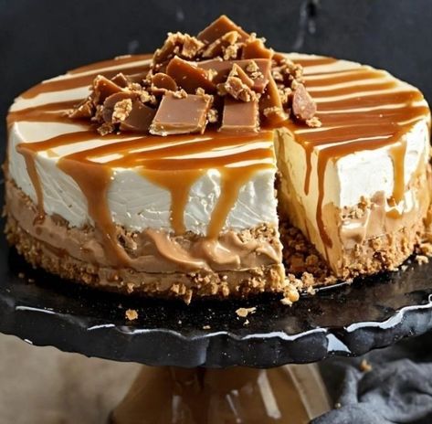 Toffee Caramel No-Bake Cheesecake – Naomi's Recipes Toffee Cheesecake, Perfect Whipped Cream, Caramel Cheesecake, Bake Cheesecake, Cheesecake Desserts, No Bake Cheesecake, Recipes To Make, William And Kate, Prince William And Kate