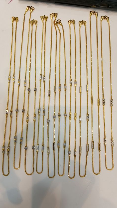 Pusthela Thadu Designs Latest, Pretty Gold Necklaces, Baby Jewelry Gold, Real Gold Chains, Gold Jewels Design, Black Beads Mangalsutra Design, New Gold Jewellery Designs, Diamond Pendants Designs, Fancy Jewelry Necklace