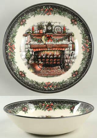 Christmas Eve Soup, Christmas Eve Salad, Pretty Glassware, British Christmas, Turkey Plates, Christmas Tables, Wood Napkin Holder, Christmas China, Wood Cheese Board