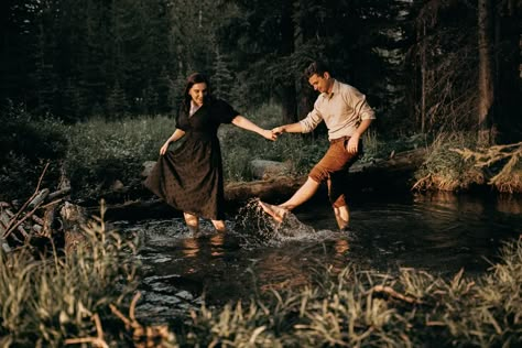 Creek Couple Photos, Engagement Photos Creek, Pond Engagement Photos, Creek Photos, Creek Couples Photoshoot, Creek Engagement Photos, Woodsy Engagement Pictures, Water Engagement Photos, Hiking Engagement Photos