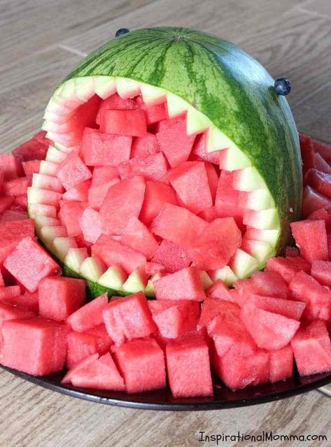 Watermelon Shark Shark Appetizers, Watermelon Display Ideas, Sage Birthday, Watermelon Shark, Shark Week Party, Pool Party Food, Pool Party Games, Summertime Snacks, Birthday 10