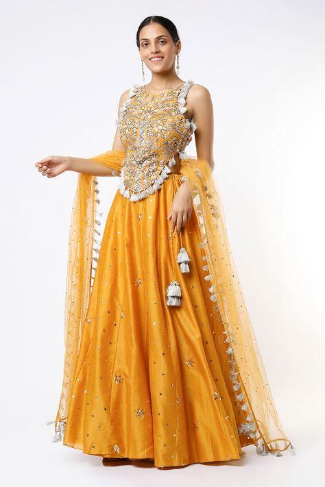 Trending Lehenga Designs, Haldi Outfits For Bride, Mustard Lehenga, Haldi Outfit For Bride, Haldi Ceremony Outfit, Mehndi Outfits, Haldi Outfits, Zardosi Embroidery, Payal Singhal