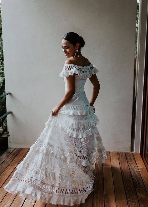 Boho Mexican Wedding Dress, Simple Spanish Wedding Dress, Mediterranean Style Wedding Dress, Latin Style Wedding Dress, Colombia Wedding Dress, Mexican Ball Gown Wedding Dress, Traditional Wedding Dress Mexican, White Dress Mexican Style, Folklorico Wedding Dresses