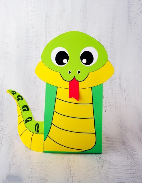 Snake Paper Bag Puppet Craft Paper Bag Puppet Craft, Cny 2025, Snake Crafts, Bag Puppet, Puppet Craft, Imagination Toys, Paper Bag Puppets, Puppets Diy, Puppet Crafts