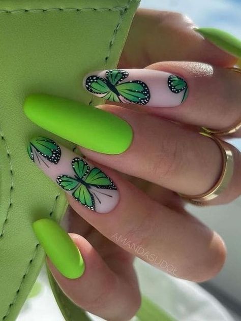 Bright Green Nails Ideas, Green Pop Art Nails, Summer Nails Green Neon, Neon Nail Ideas Summer 2023, Bright Green Nail Ideas, Fluro Green Nails, Lime Green Summer Nails, Hot Green Nails, Green Neon Nails Design