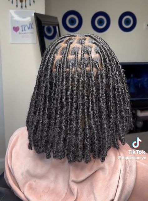 Locs With Combed Out Ends, Loc Sizes Black Women, Mid Back Faux Locs, Mini Faux Locs, Fake Locs Hairstyles, Short Boho Locs, Locs Short, Short Locs, Short Box Braids Hairstyles