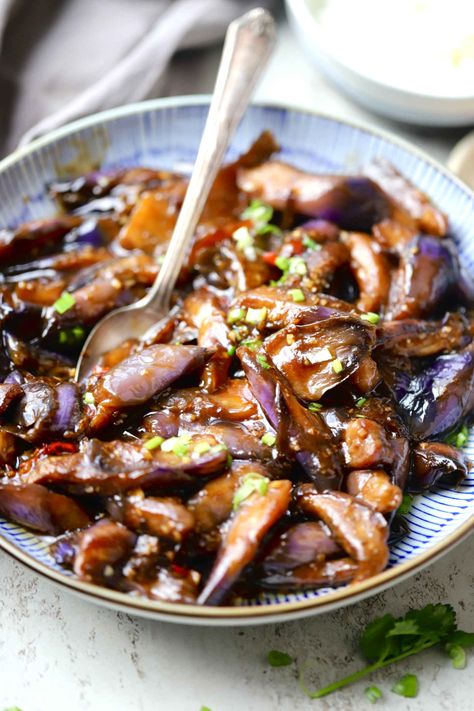 Chinese Braised Eggplant, Chinese Eggplant In Garlic Sauce, Eggplant In Garlic Sauce, Braised Eggplant, Chinese Eggplant Recipes, Vegan Eggplant Recipes, Asian Sides, Eggplant With Garlic Sauce, Chinese Eggplant