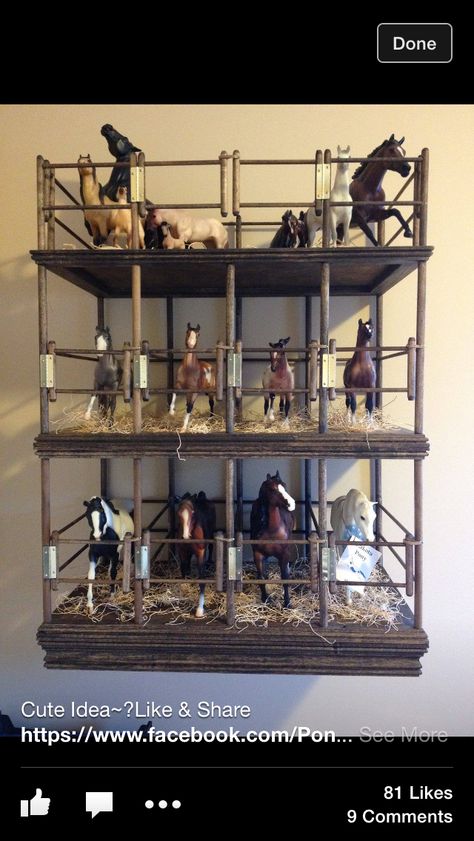 For storage in room for the toys... Cute! Breyer Horse Storage, Horses Room Ideas Bedrooms, Horse Girls Bedroom, Horse Room Decor, Horse Themed Bedrooms, Horse Bedroom, Cowgirl Room, Diy Horse Barn, Horse Room