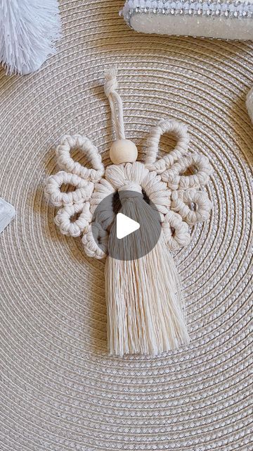 Tassel Angels Christmas Ornament, Macrame Angel Wings Diy, Macrame Wings Tutorial, Angel Ornaments To Make, Macrame Angel Diy, Macrame Angel Ornament, Christmas Angel Ornaments Handmade, Christmas Angels Diy, Angel Tutorial