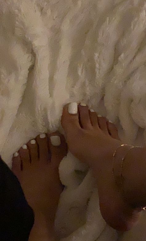 Hottest Summer Nails, Delicate Aesthetic, Pretty Pedicures, Foot Pedicure, Pretty Toe Nails, Aubrey Drake, Summer Toe Nails, Nails Trends, Summer Manicure