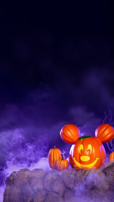 Disney Aesthetic Halloween, Disney Halloween Aesthetic Wallpaper, Fall Football Wallpaper, Disney Halloween Iphone Wallpaper, Disney Halloween Background, Disney Halloween Wallpaper Backgrounds, Phone Wallpaper Disney, Disney Wallpaper Halloween, Halloween Wallpaper Disney