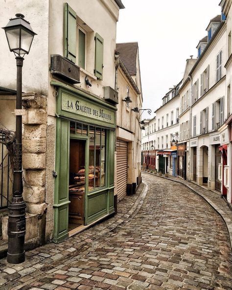 Paris Buildings, Paris Rooftops, Cafe Concept, Almond Croissant, Watercolor Architecture, Old Paris, Living In Paris, City Scene, Building Structure