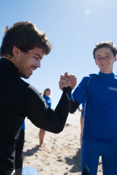 The instructor getting 'down with the kids' and practising their 'super cool handshake'. Cool Handshakes, Shake Hands, Dynamic Poses, Art Poses, Hair Tutorial, Surfing, Couple Photos