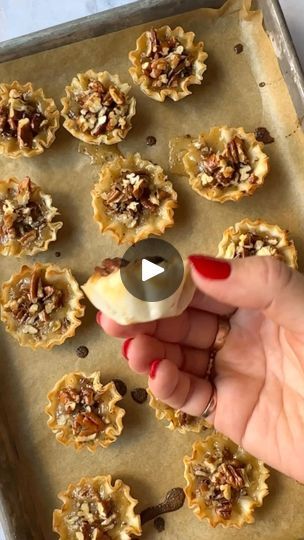 Philo Dough, Phyllo Dough Recipes, Christmas Cookie Bars, Pecan Pies, Mini Pecan Pies, Dessert Pie, Mini Pie, Dough Recipes, Cookie Bar