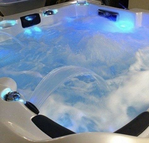 Bubble Bath Aesthetic, Bath Aesthetic, Toilet Cleaning, Pool Hot Tub, Blue Aesthetic, Spa Pool, Future House, Hot Tub, The Ocean